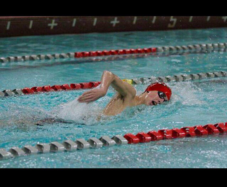 ELHSspartans's tweet photo. Congrats to Ben Goulart for breaking the ELHS 200 freestyle record at states. 👏👏 https://t.co/YSQk0VTpkD