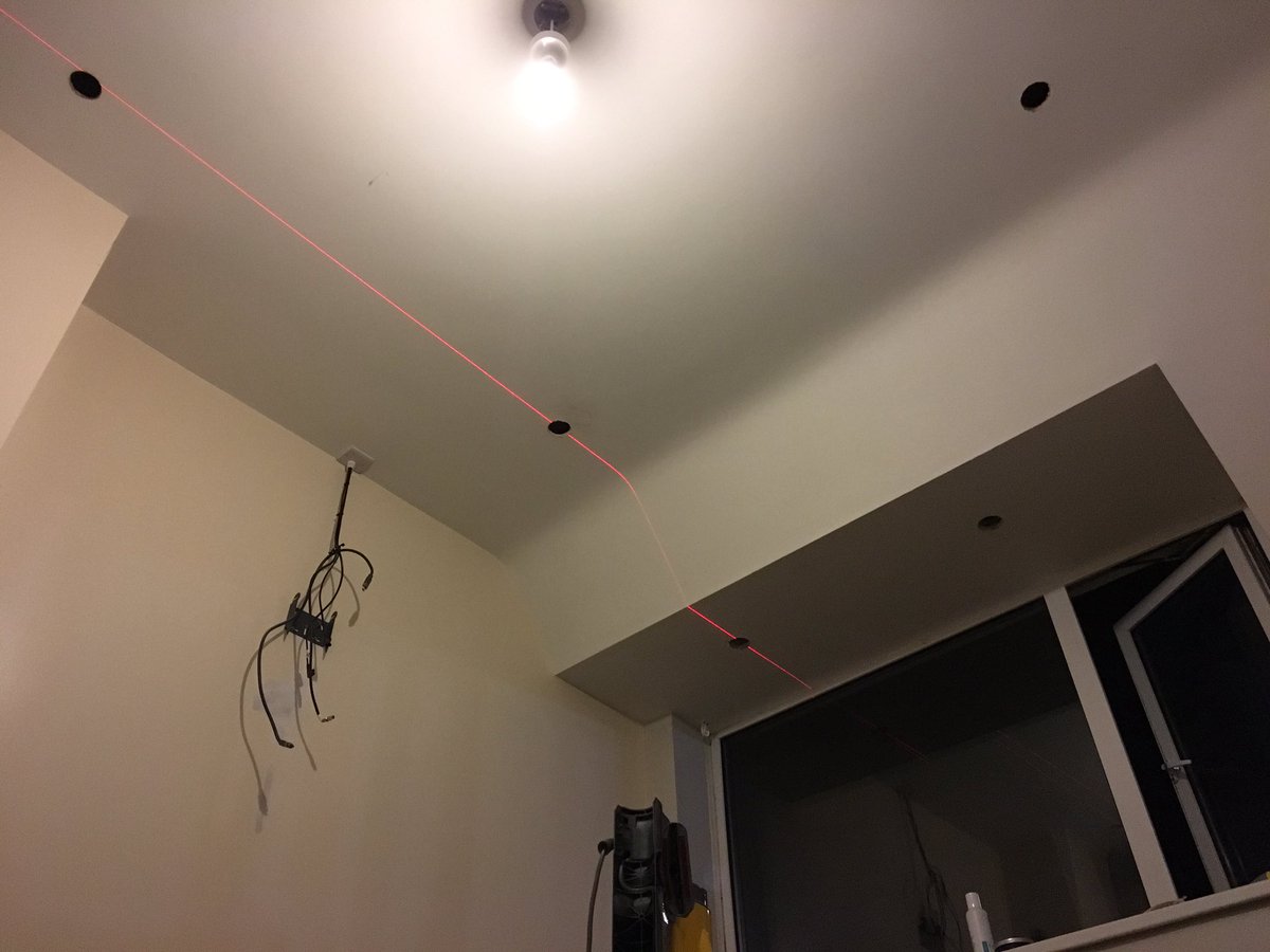 GeoTec_Midlands's tweet photo. More pics of the bedroom upgrade including some re-decoration!
#Notts #LEDlighting #refurb https://t.co/uHpFzIrixs