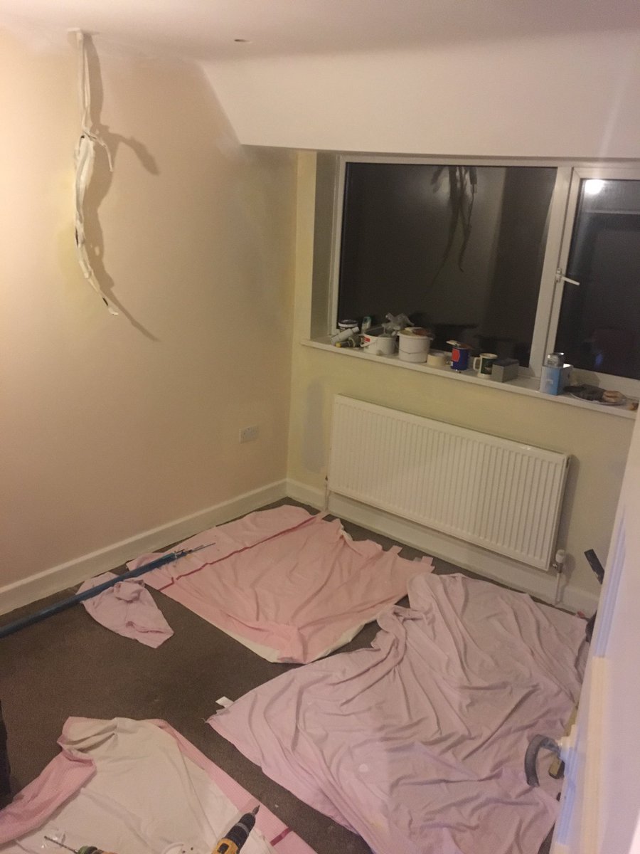 GeoTec_Midlands's tweet photo. More pics of the bedroom upgrade including some re-decoration!
#Notts #LEDlighting #refurb https://t.co/uHpFzIrixs