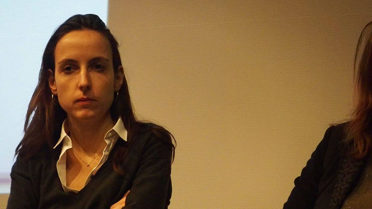 revenudebaseFr's tweet photo. "Tout le monde a l'intelligence pour comprendre le revenu de base" (Julia Cage, qui représente Benoît Hamon) #rdblaconf @CageJulia https://t.co/0k5UAU78an