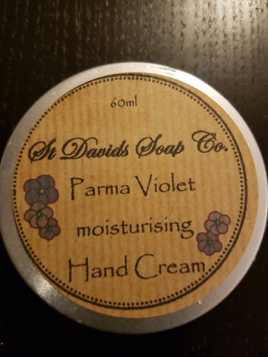 cariadbfs's tweet image. @stdavids_soap @_Thisisbeer_ @LondonWelshCCLL picked up these beauties @Welsh Emporium. Made this evening's chores much easier! Cheers.