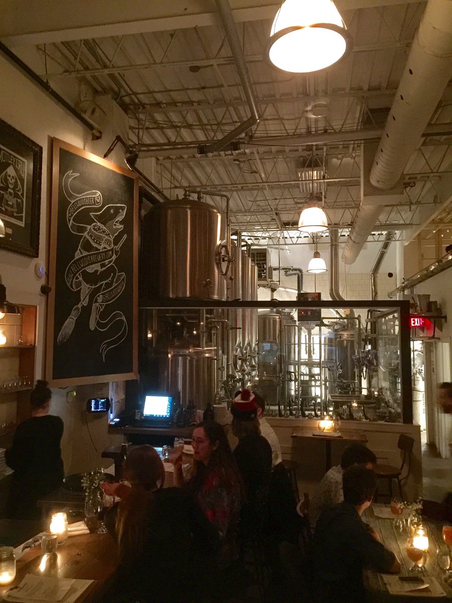 TwinHaunts's tweet photo. Great range of #CraftBeer @bellwoodsbeer well worth a visit. Tasty beers brewed on site. Change of pace from downtown #Toronto #BeerBods https://t.co/LLIYGediLd