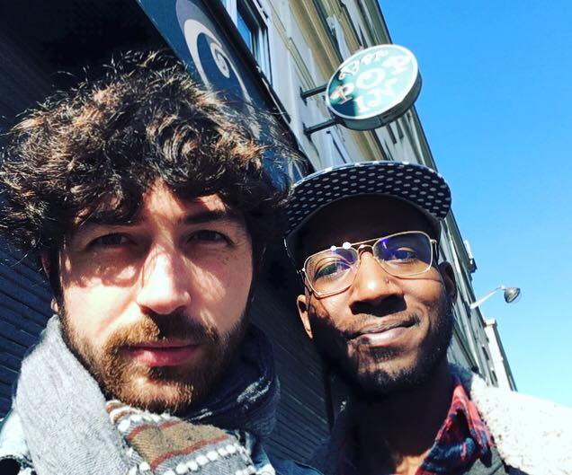 GhostwritersBnd's tweet photo. Merci à tous ! Merci le @Pop_In du fond du coeur, c'était top ! Un grand merci aux copains d'@Opera____ . L'aventure @WACHRecords continue! https://t.co/z0PFByilcj