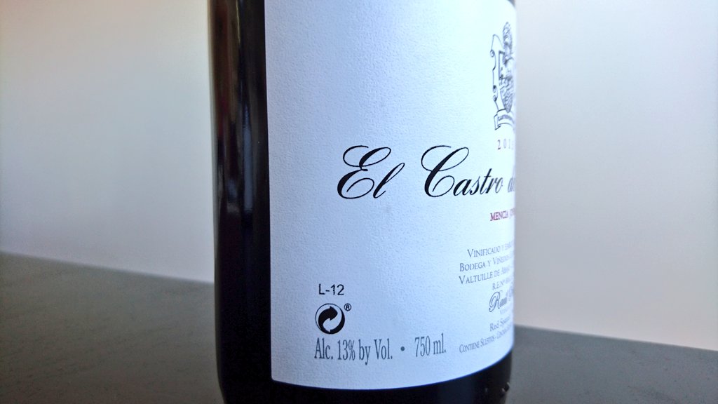 DexteryOlivia's tweet photo. De lo mejor que conocemos en España por debajo de 10€ (si no bebes vino es porque no quieres!) #vinoEveryDay https://t.co/cZHJtxmgB6