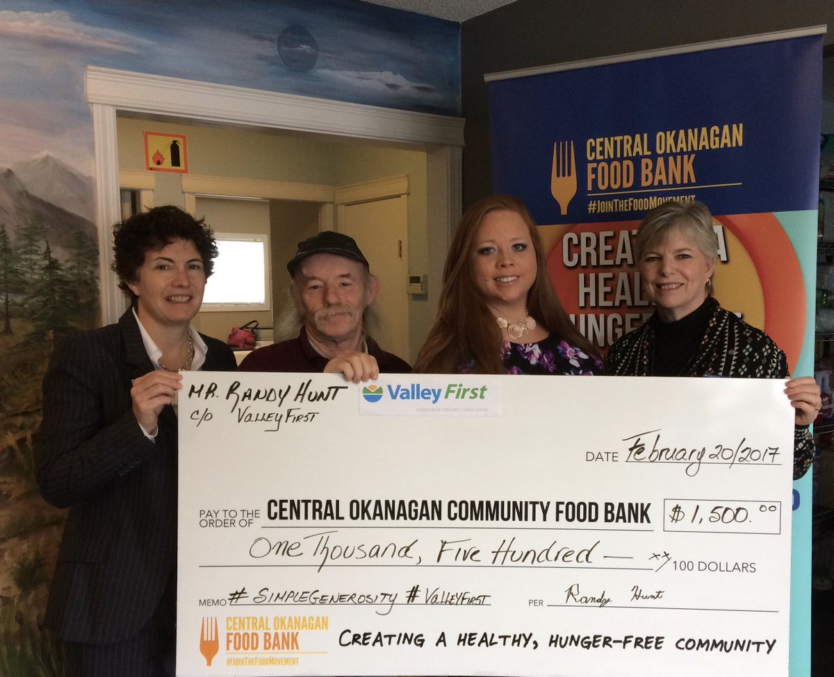 EwanickSusan's tweet image. #simplegenerosity Thanks to Randy Hunt for making a difference and donating your $1500 back to Central Okanagan Food Bank @RealFoodBanksBC