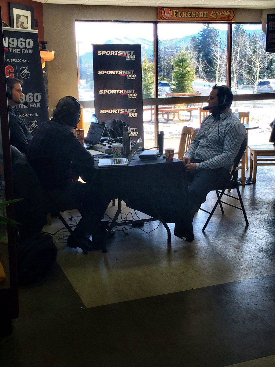 canmoreeagles's tweet photo. GM and Head Coach Andrew Milne on air now with @Sportsnet960! #TheFan960 #AJHL https://t.co/NEDMhbV38H