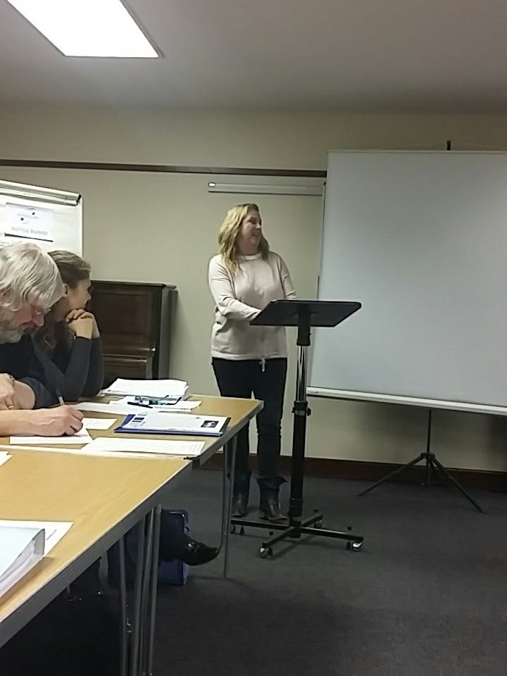 ClitheroeSpeak1's tweet photo. Very brave first attempt at the Topics competition by our visitor! #publicspeak #firststeptochange #confidence #speakerspotlight @ASC_Org https://t.co/VauMcTDXki