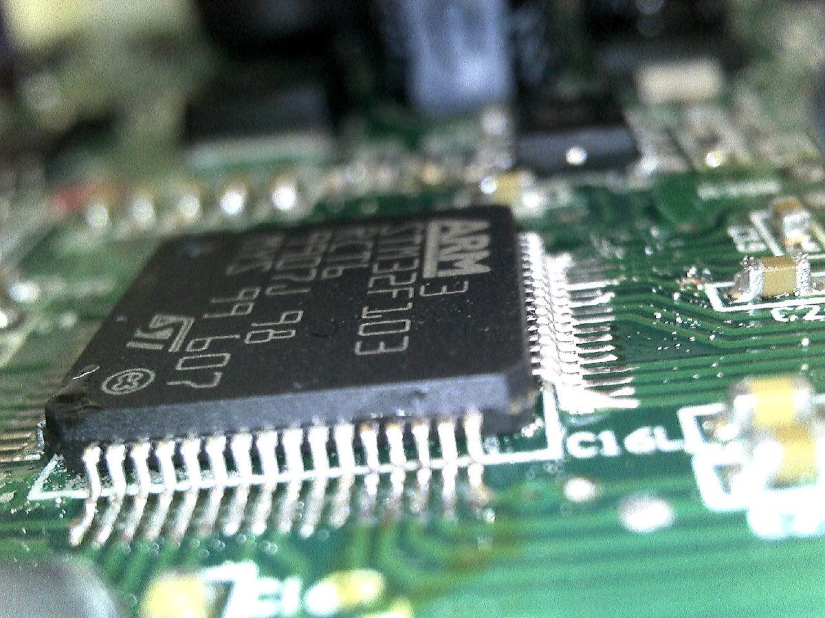 Alessioelecipo's tweet image. Mounting #stm32f1 arm cortex-m3 forma my #bldc #inverter #brushless