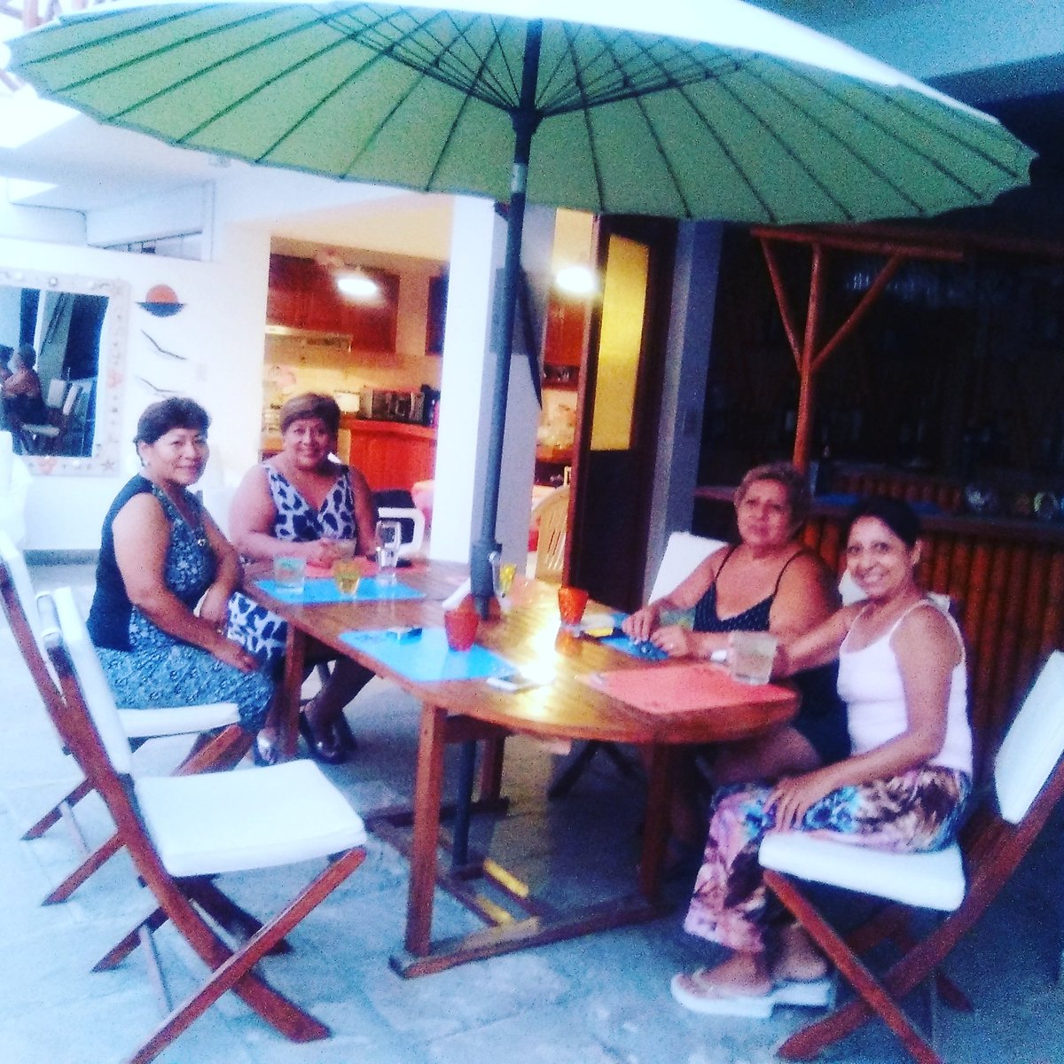 jamylew's tweet image. Full relax con mi prima Vilma y unas amigas Punta Negra