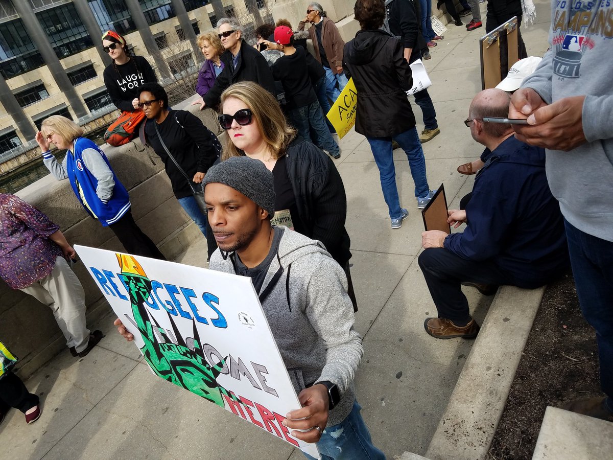 reportrebels's tweet photo. Chicago protest at Trump Tower. #NoBanNoWallNoRaids #CedeNothing #IfImNotatWorkImProtesting https://t.co/WqnT5ytS2b