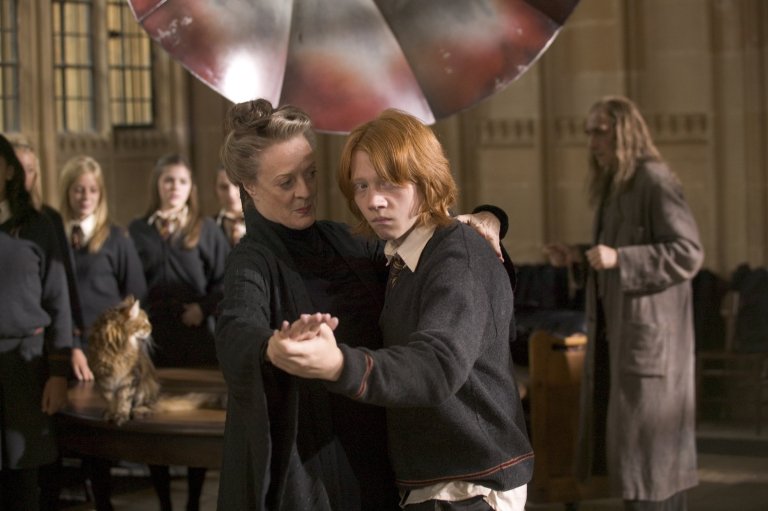 Hogwartssite's tweet photo. Yo sólo la miré y me gustó 
Me pegué y la invité
¿Bailamos, eh? https://t.co/APheHBWad8