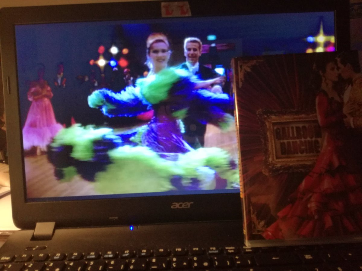eddgy604's tweet photo. Ce soir, je regarde #BallroomDancing. Pensée pour @FauveHautot (-> elle en parle dans son itv pour @SatNightFeverFR sur @MusicalAvenue ) 💃 https://t.co/OGdlFmfDLI