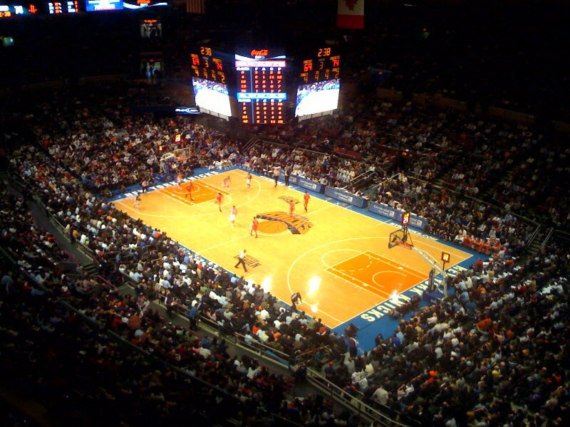 _NikkiMason's tweet photo. Just booked The Wellington hotel (2 avenues from 5th ave😉) + New York Knicks vs Chicago Bulls at Madison Square Garden 😀🏀🛍 https://t.co/Csxe64oXoI