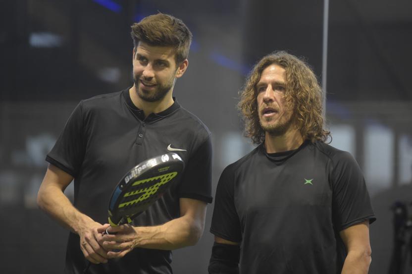 ¿Cómo ha sido el enfrentamiento entre <a href="/3gerardpique/">Gerard Piqué</a> y <a href="/carles5puyol/">Carles Puyol</a>? <a href="/mundodeportivo/">Mundo Deportivo</a> nos lo enseña foto a foto ⚽️🎾 goo.gl/lDQa1j