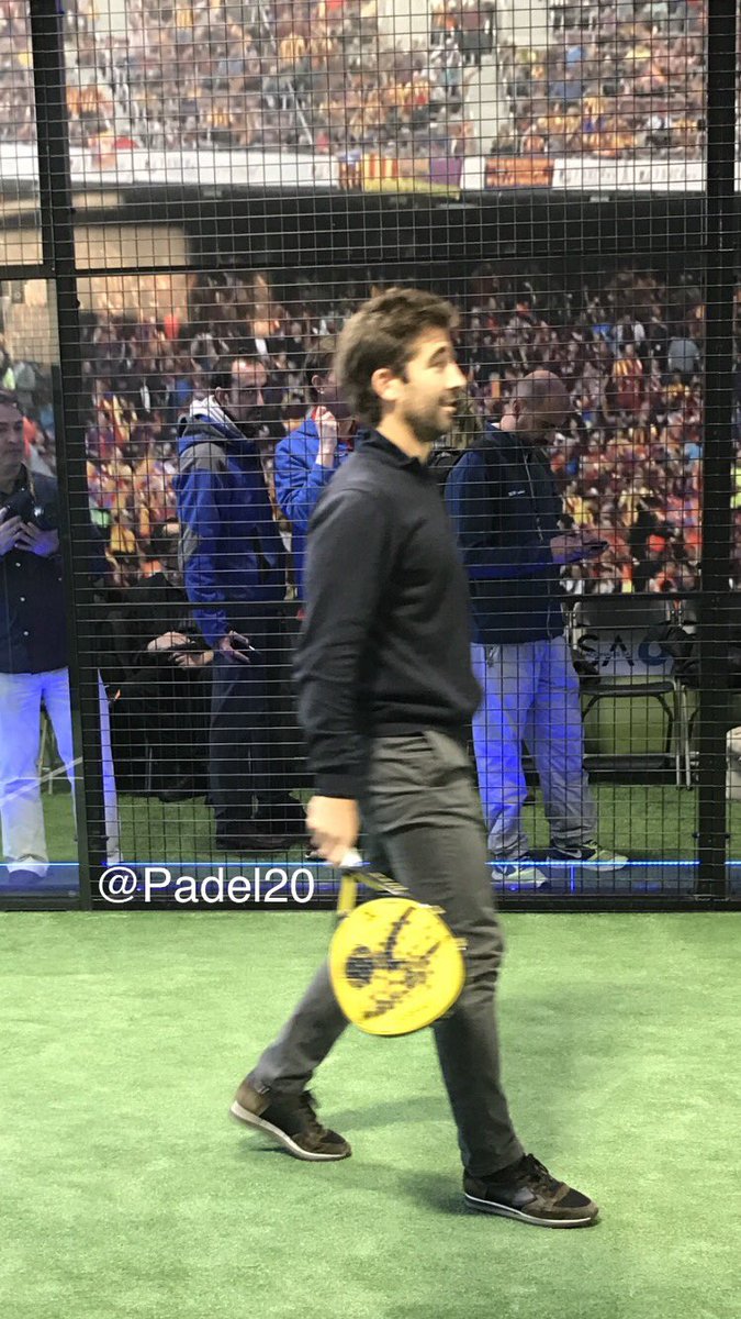 padel20's tweet photo. Gran presencia de los amigos de @Justtenpadel durante la presentación de la #PistaBela de @VisaSports 
#VISAPádel https://t.co/7UpHNQuMDd