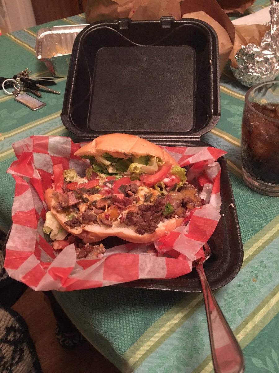 katemeehan2's tweet photo. Just went to @conecepts13 and if you haven't been there you need to try it! #jolietresturantweek https://t.co/EqGskhl9io