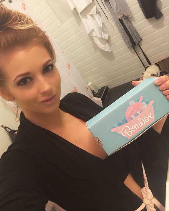 Anybody have a bathtub I can borrow? https://t.co/JnHQU1gTra use code: CHANDLERSOUTH for a 20% discount<a href="/tag/humpday"class="tags"><span>#humpday</span></a>