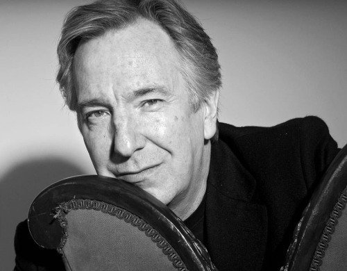 Hogwartssite's tweet photo. Tal día como hoy de 1946 venía al mundo Alan Rickman y hoy cumpliría 71 años. Nunca te olvidaremos, Severus Snape. https://t.co/f8n5zxbfK5
