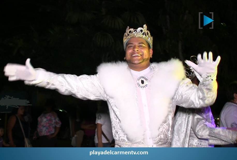 PdelCarmenTV's tweet photo. A unos días de comenzar las fiestas de carnaval #PlayaDelCarmen 
Estás list@? Video👉🏼 https://t.co/XNlEGyIswh @QuintaMagazine @BeSocialEdu🎉 https://t.co/H9HL8LEm9k