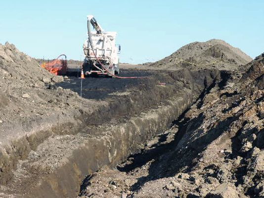 350's tweet photo. Underground pipeline in Iowa leaks nearly 140K gallons of diesel. This can't continue. #NoDAPL #keepitintheground https://t.co/n8oGYyRcw8 https://t.co/HdTxr7qJ1Q
