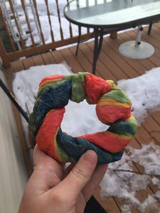 View image on Twitter