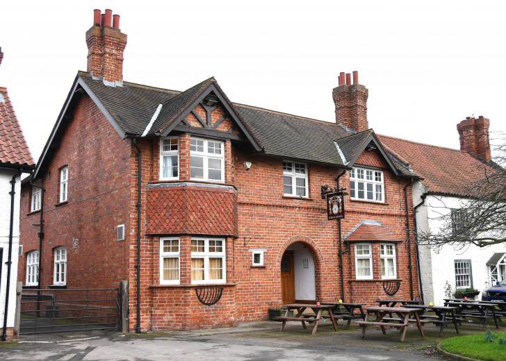 #ICYMI Villagers near York left dismayed after sudden closure of their pub: yorkpress.co.uk/news/15102834.… #yorkbeer