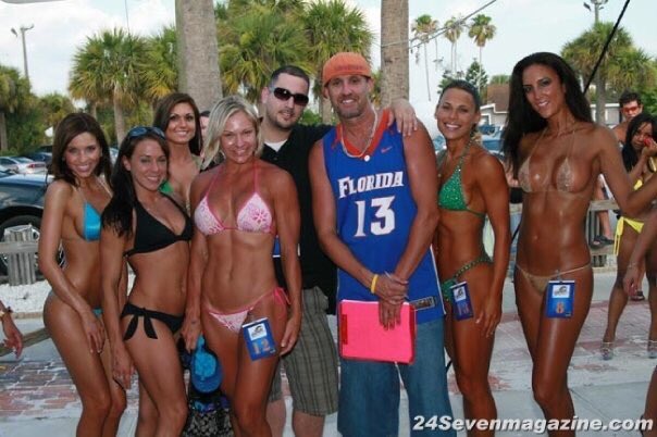 MingleMixx's tweet image. #pictime #loveFl @3rdLegGreg #gators @GatorsCafe