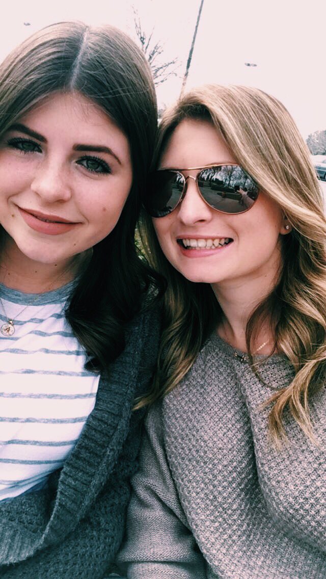 MichelleEmery_'s tweet photo. Happy Birthday Mandi!!!💜 #Big14 #seeeester https://t.co/ivA2KNzbOB