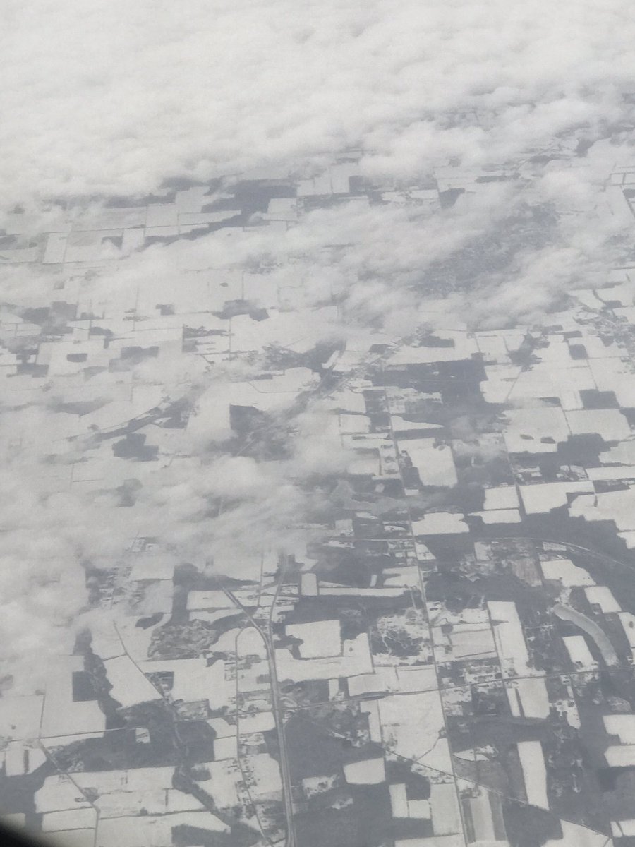 Pilotswife777's tweet image. Monday in the sky! 👍#travel #queen #coldtowarm #FamilyDay 🙏🏻✈️