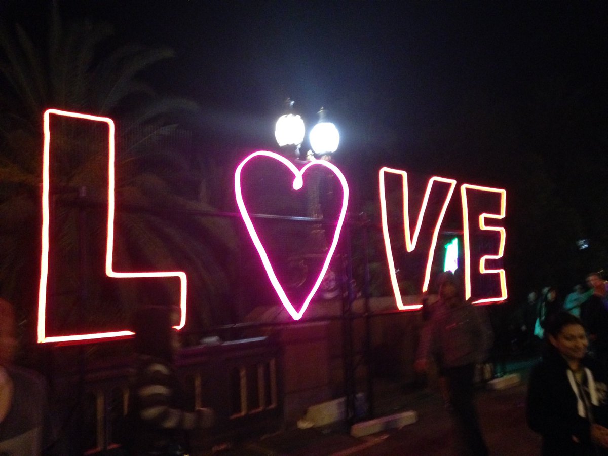 PIWalkabout's tweet image. #WhiteNightMelb colour galore everywhere! The Arts Centre was phenomenal.