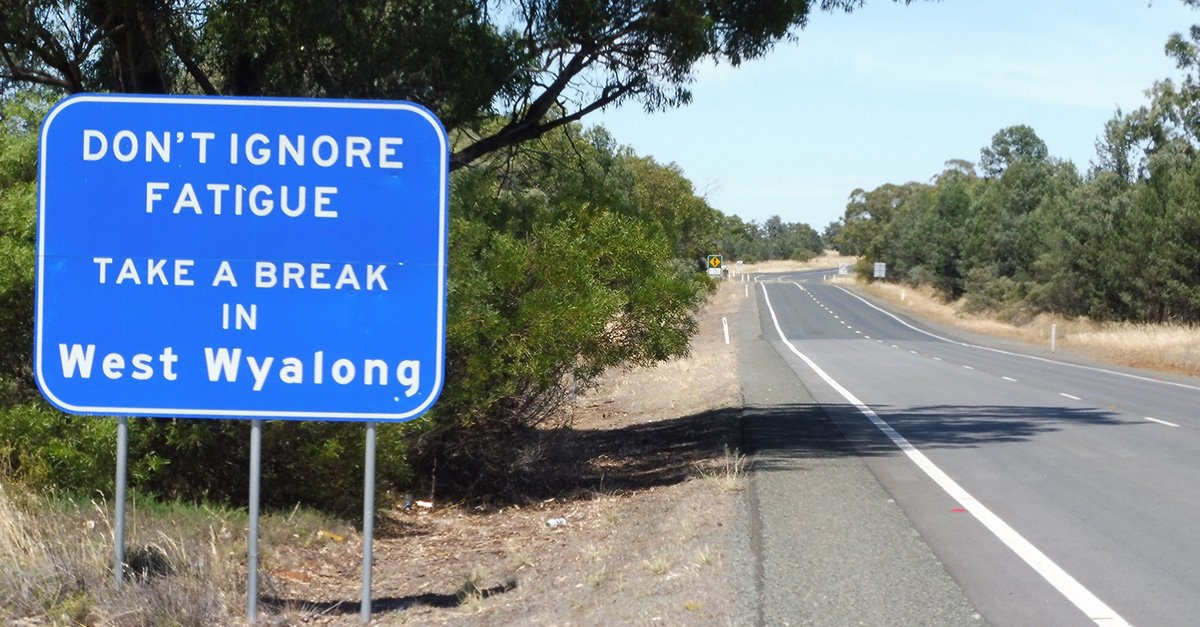 Wake up and dont become a road safety statistic Don't ignore the danger signs of fatigue 4x4australia.com.au/opinions/1702/…