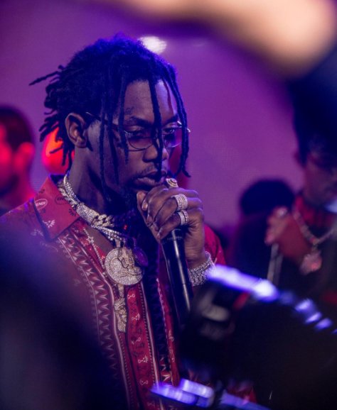 XXL's tweet photo. Listen to a preview of Offset and Frank Ocean's collab with Calvin Harris 😳 https://t.co/sehhWi854F https://t.co/IAfZCTKcsB