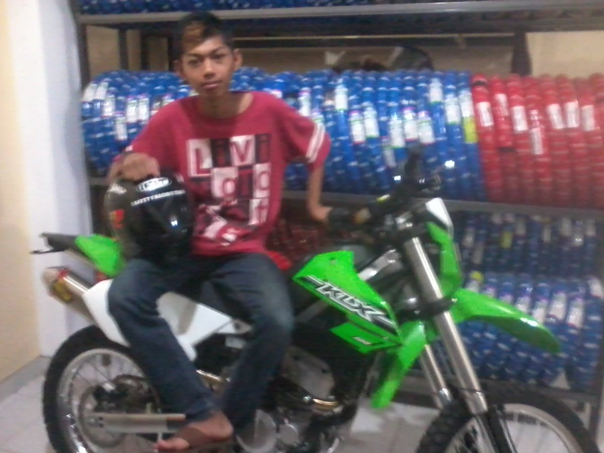 dikaplengi's tweet photo. New klx 250cc https://t.co/nppApIktg7