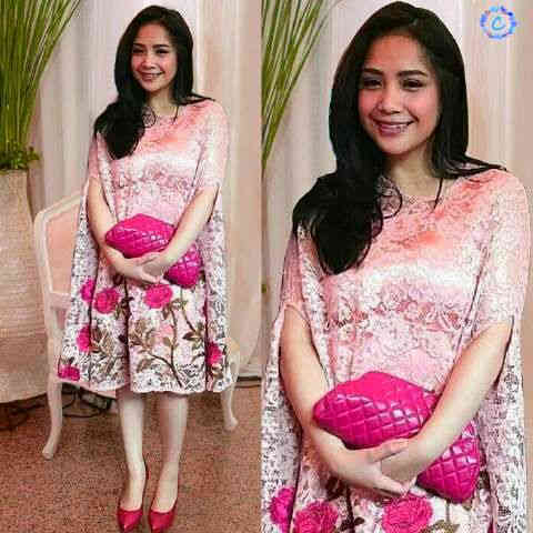 (READY,240gr) New Kaftan Dress Nagita Pink,hrg 105rb,bhn brukat lapis furing aplikasi bordiran bunga asli