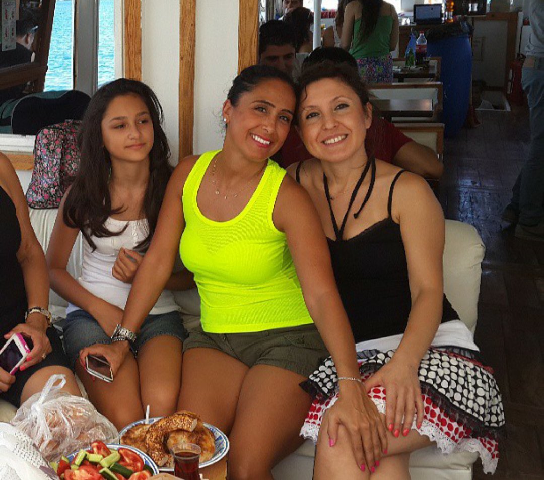 Türk grup. Türk grup. Turkish teen. Türk grup. туркиш мом хиджаб.