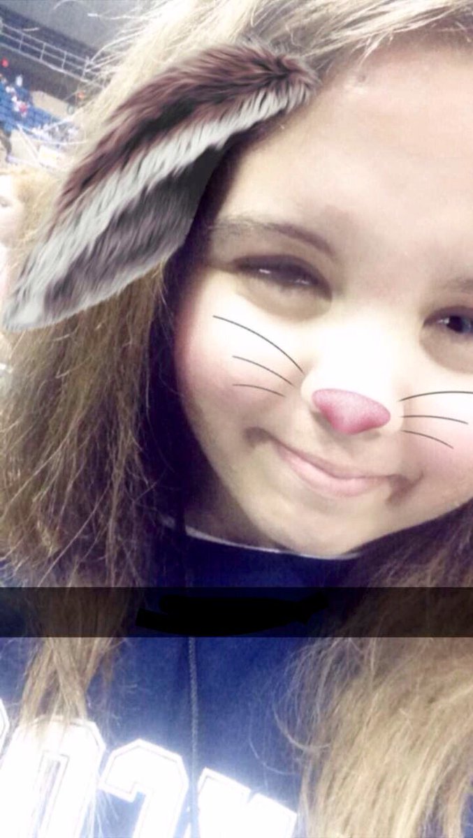 white_wolf258's tweet photo. Can a Bunny be in Beta? #betacon17 https://t.co/Cc275YwRle