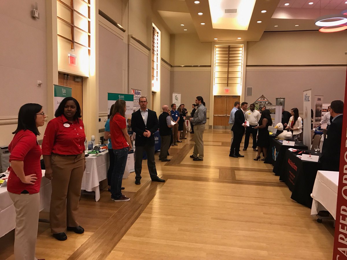 PackAthletics's tweet image. Great event tonight! Thanks to all the employers and student-athletes that participated. #1standGoal