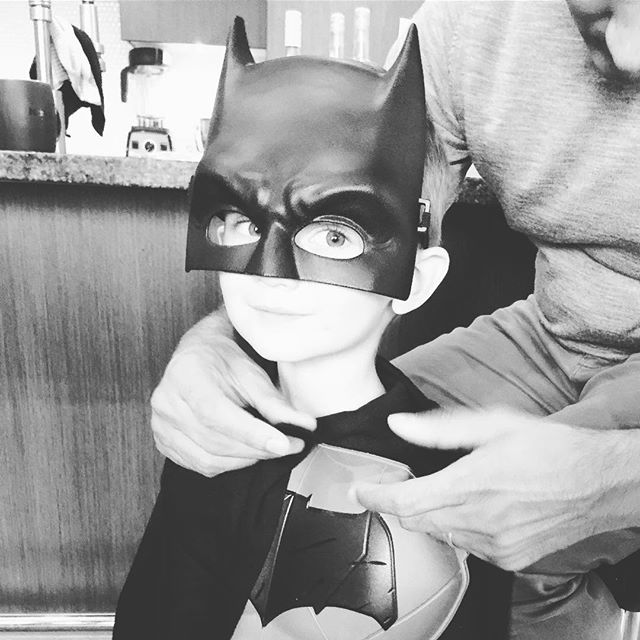 NicoleParmar's tweet photo. The city of Vancouver can sleep safely knowing batman is here! #thisjai #batman #batsignal #yvr #vancouver #superheroes #superhuman #toddler https://t.co/HNqFSlF15y