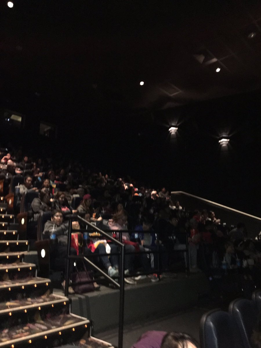 simplyracelle's tweet photo. #MyExAndWhys here in TO, look @lizasoberano theater is full no empty seats. Enjoyed the movie. ang ganda! Congrats! #LizQuen @StarCinema https://t.co/AwViNg4tBy