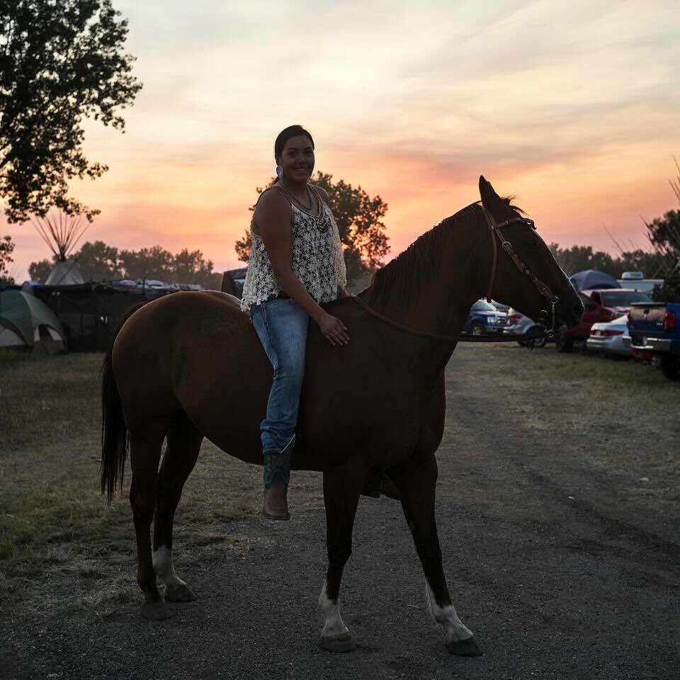 _amylaurenxo's tweet photo. #ILoveBeingNative Crow tribe. Bii Apsáalooke! Montana 💙 https://t.co/qSxRk6NFes