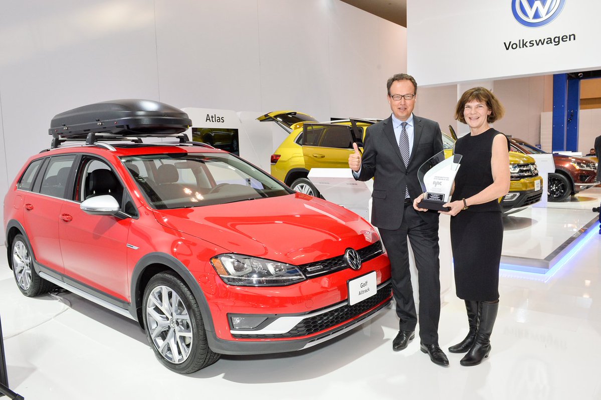 Imagen_Puebla's tweet photo. Eligen a Volkswagen Golf Alltrack fabricado en Puebla como auto del año en Canadá>> @hectorrodrigo 105.1 FM https://t.co/JAGqUIf8cm
