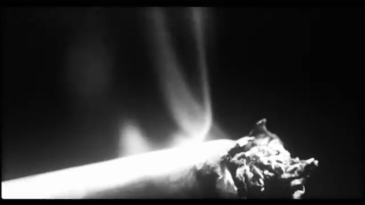 YourGirlJes's tweet photo. This video and song is the best thing to happen in 2017. I'm excited for LDR5 😩😻 #YAIL https://t.co/aJingiNbfg