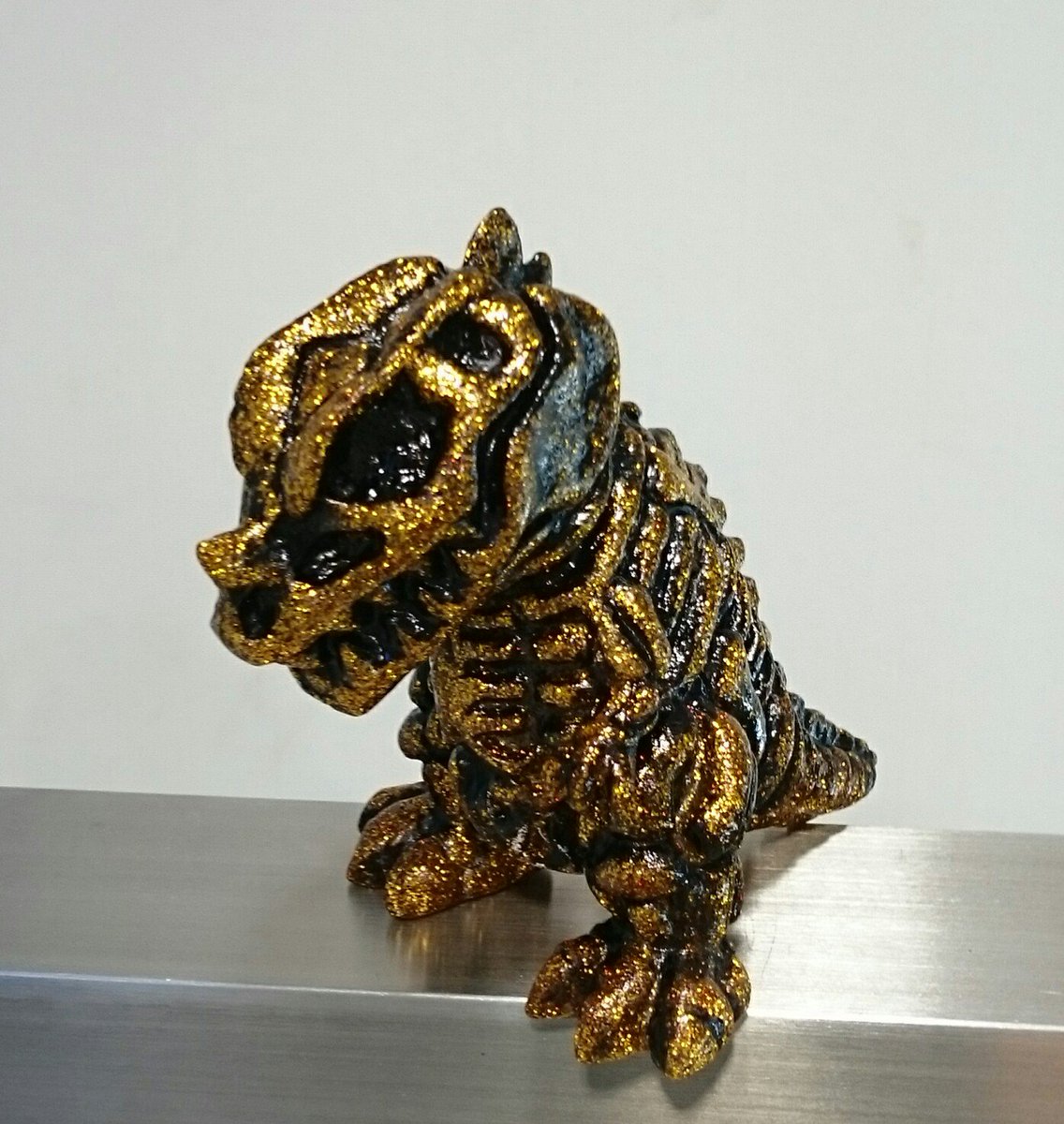 Oneuptoy's tweet photo. 先日のワンフェスでキラッキラッの素体を少量発売したスケルドンの墨入れ版  #スケルドン #skeldon #ドリームロケット #dreamrocket #oneup #oneuptoy 2/26(日) 中野ブロードウェイ店にて発売開始 https://t.co/fYnunVGOVd