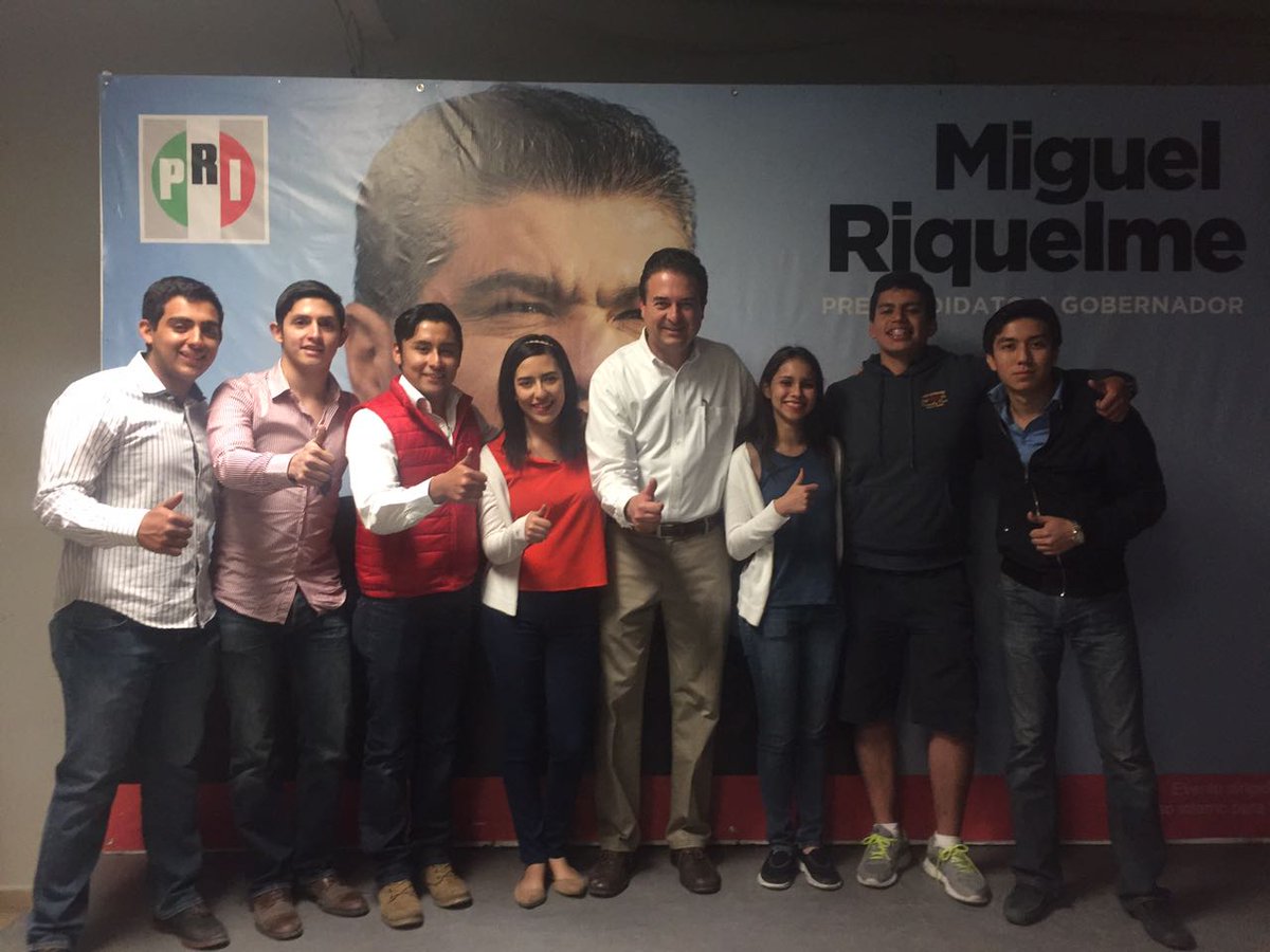 CharlyFdoP's tweet photo. Los mejores los encuentran aquí !  @mrikelme @jaimebuenoz @manolojim @FJuveCROC https://t.co/2BLxD8zzfW