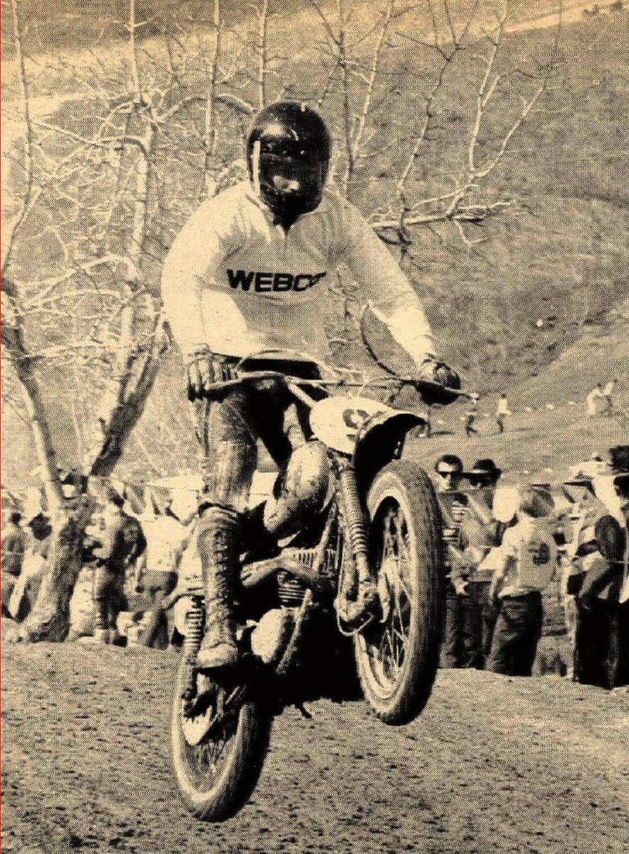 PrairieBilton's tweet photo. A few more old shots of my dad,seriously dope! Photos by Jim Choner #Maico #Webco #Bellray #MaicoTeam #Speedway #Classicbikes #redbullracing https://t.co/y8GF80jiPN