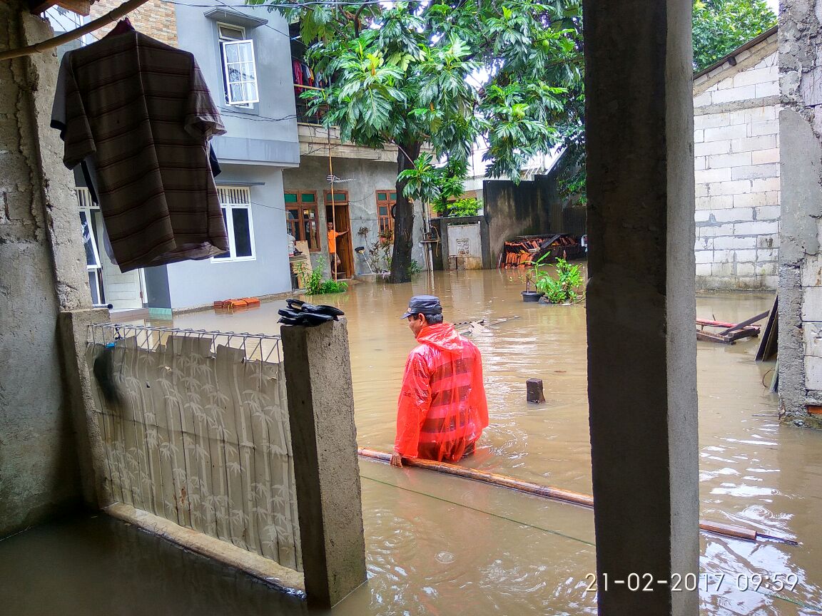 PKS_makasar's tweet photo. Halim RW 07 #BanjirJakarta @PKS_Jaktim @PKSJakarta https://t.co/wCdaEAbK1X