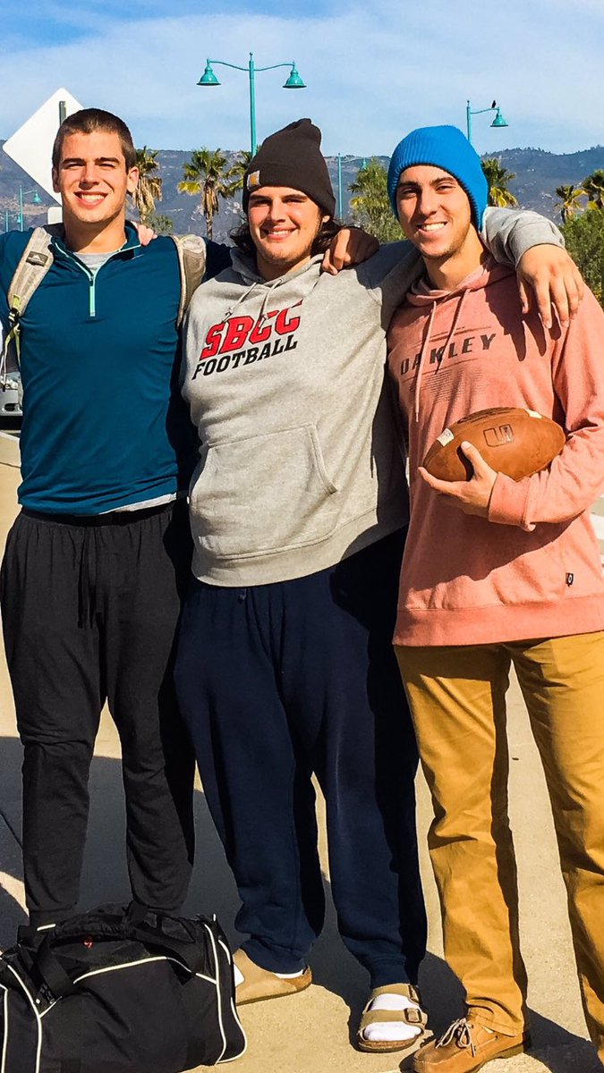 PNasiatka's tweet photo. The 3 Kings to be reunited @GraLin95 @cclokey1 #RIP2K16 #HelloSB2K17 https://t.co/ulgzx2b38M