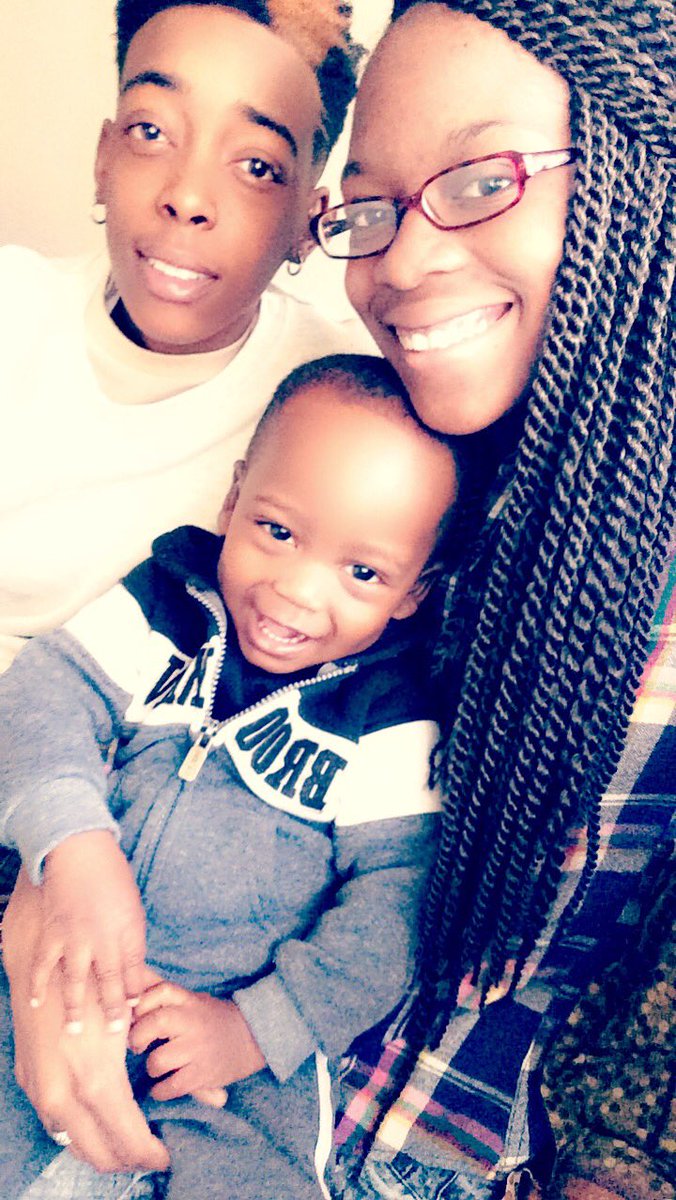 itsSHUNDRAaaa_'s tweet photo. #SameSexFamily #LesbianMoms ❤️ https://t.co/cRK5JMz7eD