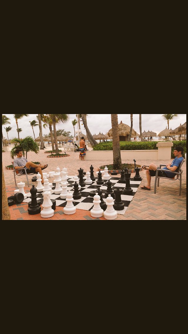 King_Aruba's tweet photo. Chess in Aruba, book your match now 🏝#VacationLikeAKing #TheBachelor #letsgo #aruba #surfclub #oceanclub https://t.co/cenaRJE3Tl