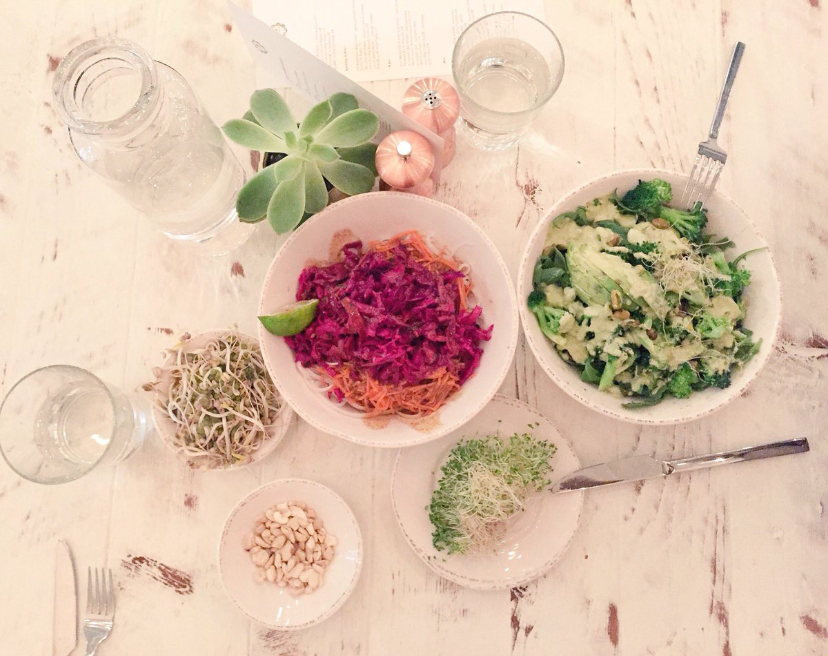 PJ57Jewelry's tweet photo. Eating clean and for fuel! #MOTIVATIONMONDAY #fitfam #vegan #eatforenergy https://t.co/gp03lfGqW9
